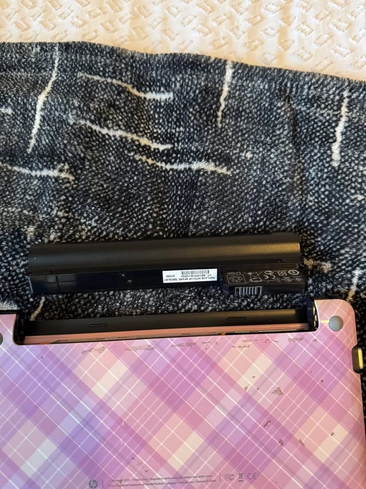 HP Mini Laptop - photo 5