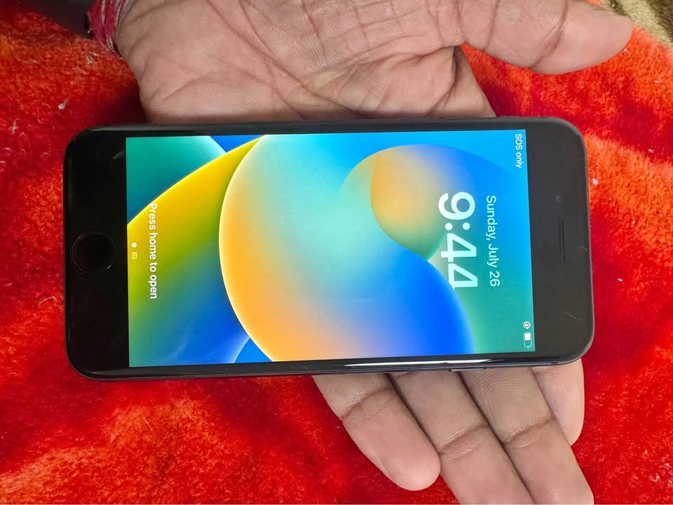 Apple iPhone 8