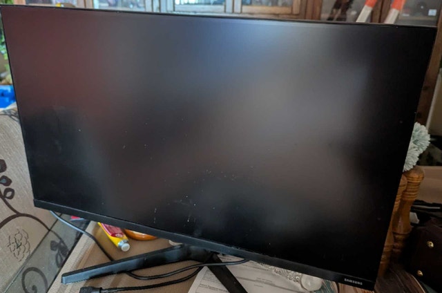 Samsung Monitor 27-inch Screen LED