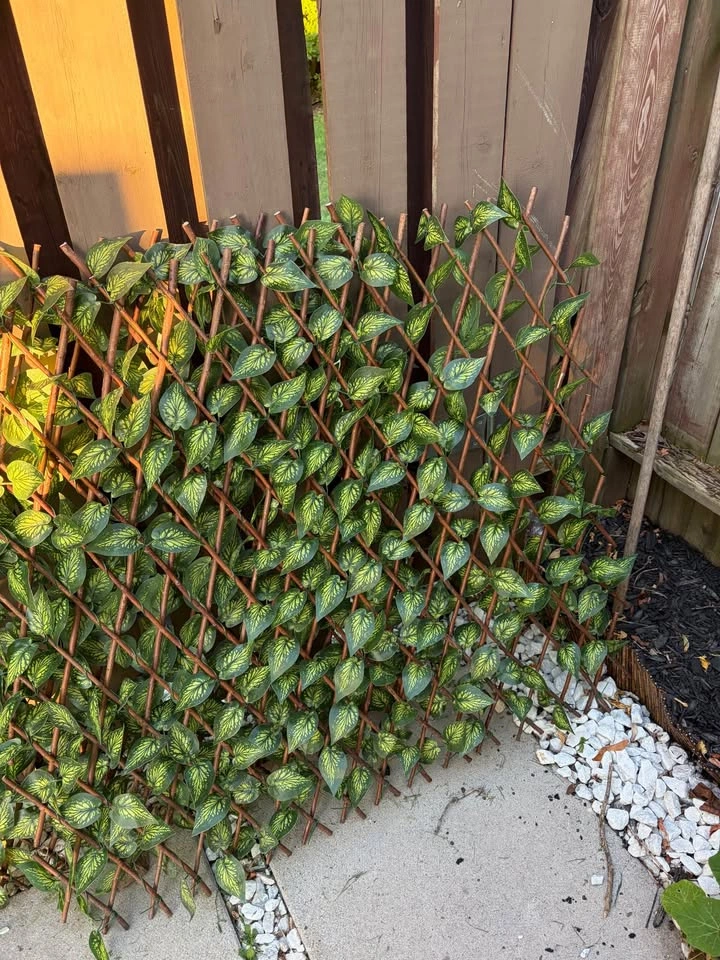 Faux Vine Privacy Screen/Fence - photo 2