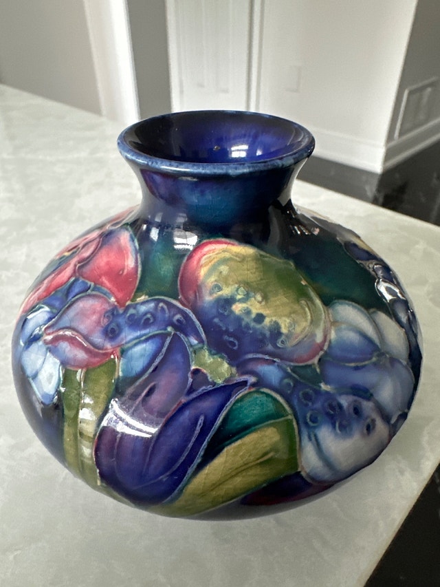 Moorcroft Art Pottery vase No. 4. Stamped. - photo 4