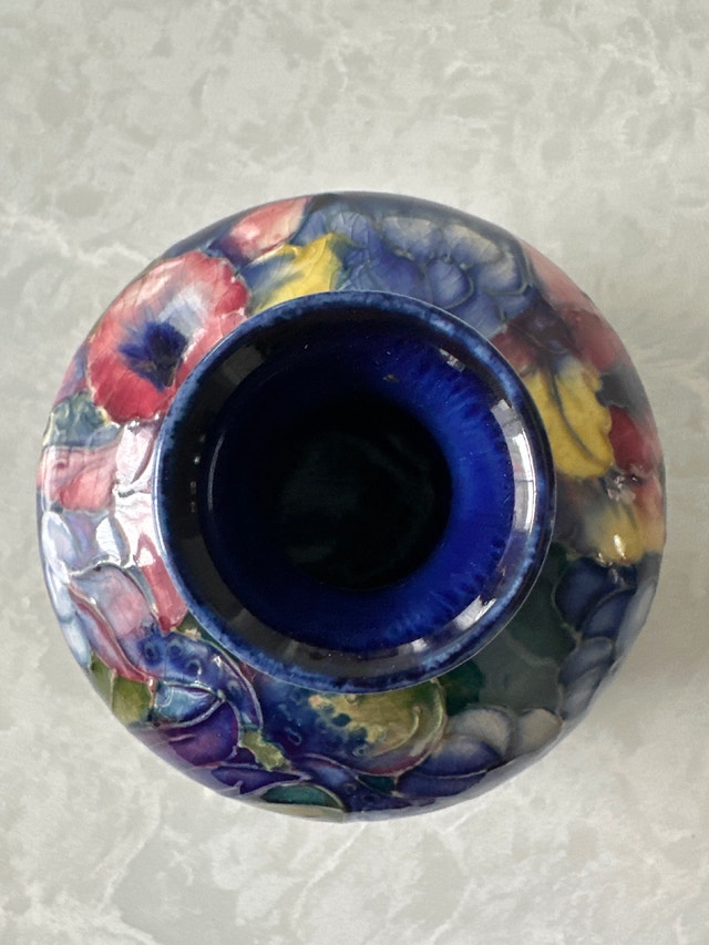 Moorcroft Art Pottery vase No. 4. Stamped. - photo 5