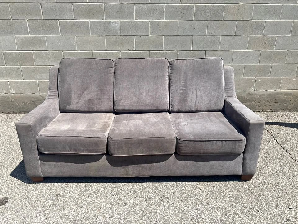 Grey 3 seater sofa - Free Delivery