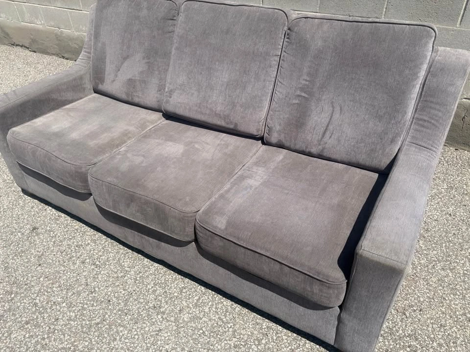 Grey 3 seater sofa - Free Delivery - photo 5