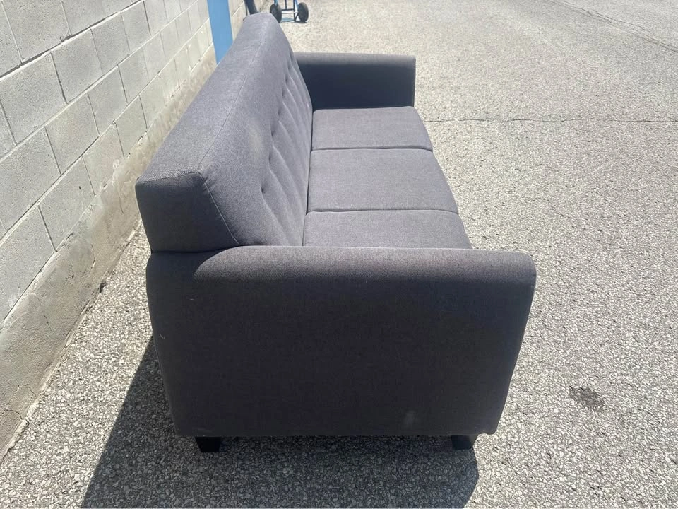 Grey Modern 3 Seater Sofa - Free Delivery - photo 4