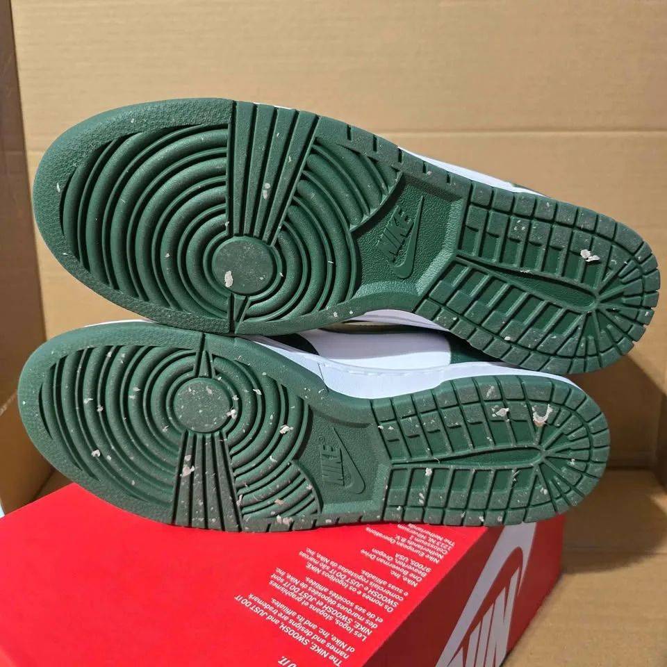 Nike dunk hi Australia New tried on only image indicator(5)