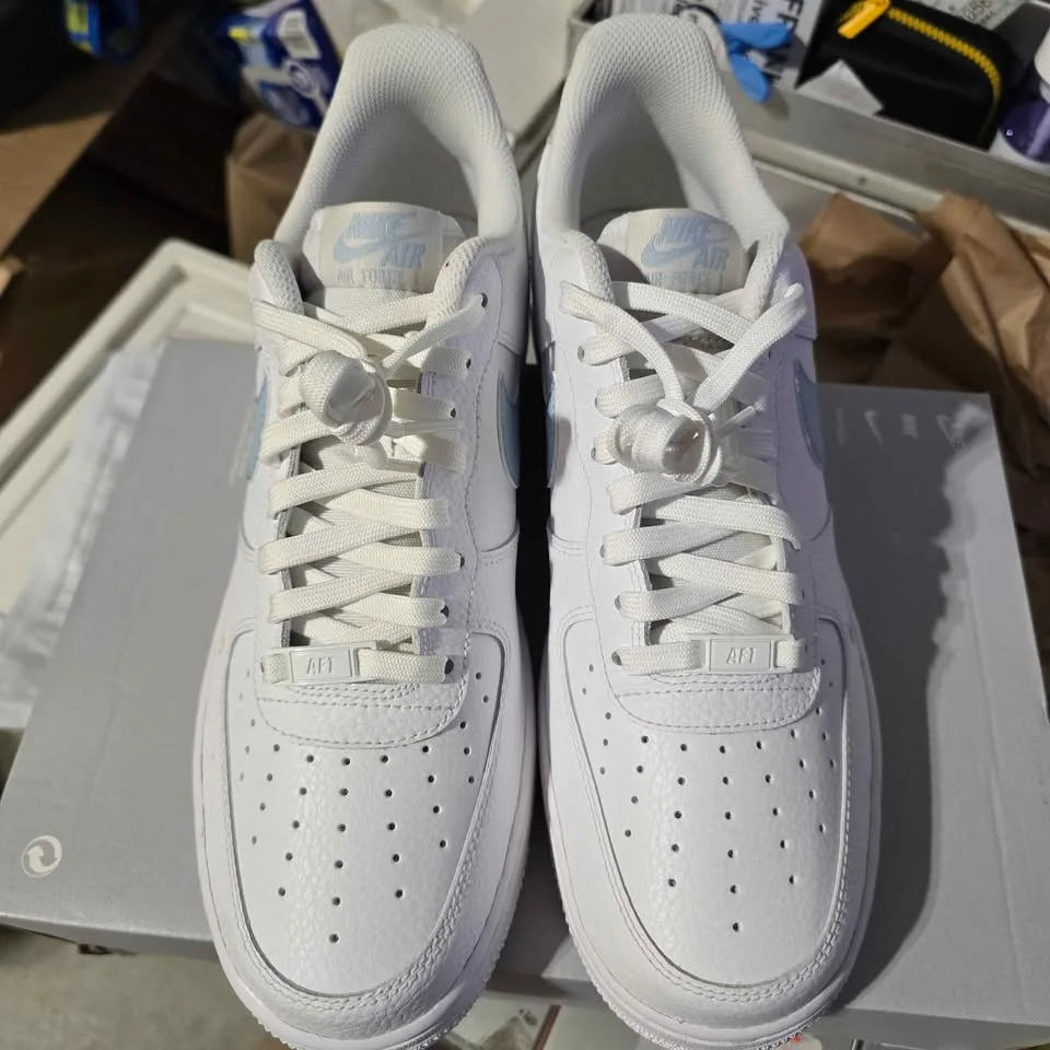 Nike Air force white armory blue men sz 10.5 w 12 image indicator(2)