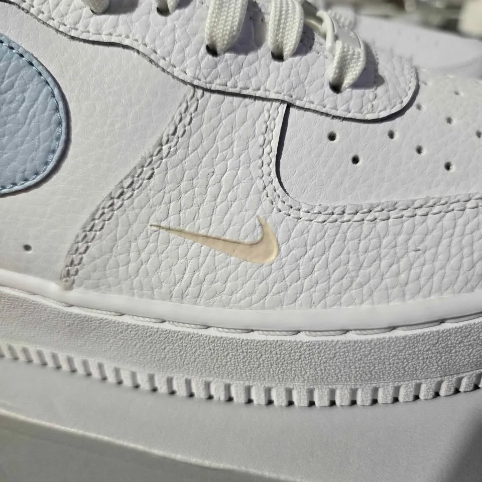 Nike Air force white armory blue men sz 10.5 w 12 image indicator(3)