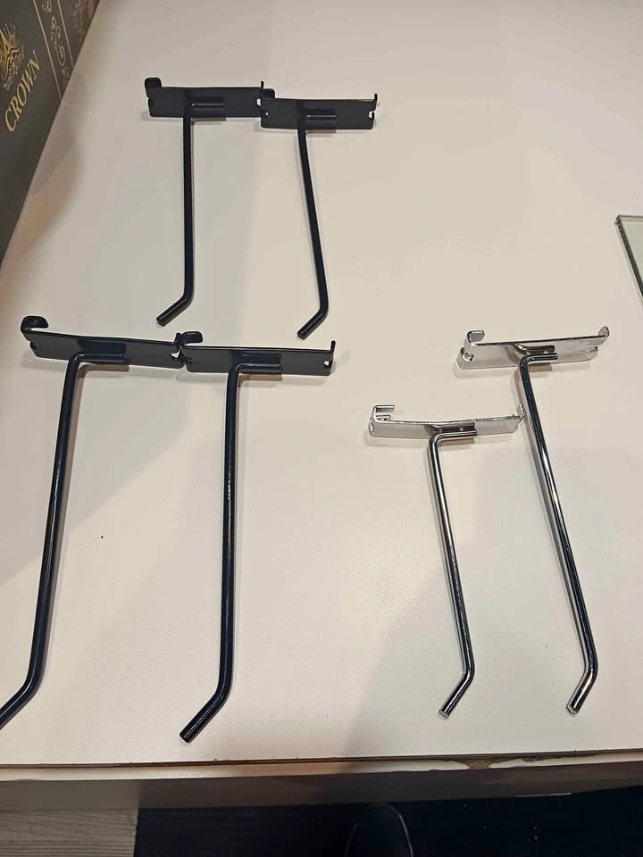 Slatwall hooks - Mixed sizes