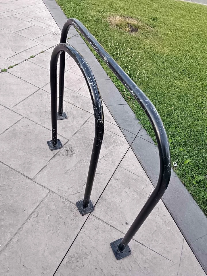 Accessibility support rails