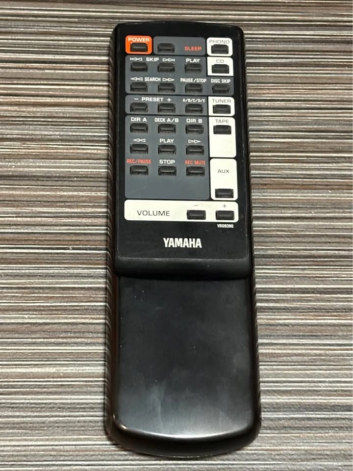 Yamaha RX-385 Stereo Receiver with RFT B70 Speakers - photo 3