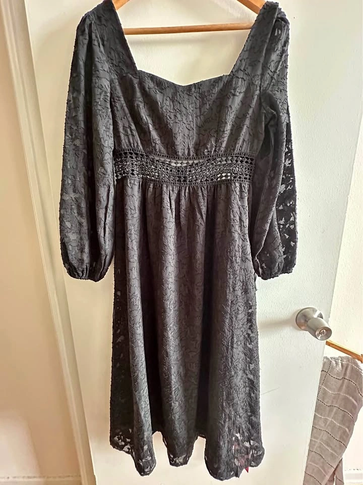 Large - XL Assorted Women's Dresses - Black, Olive, Purple, Teal