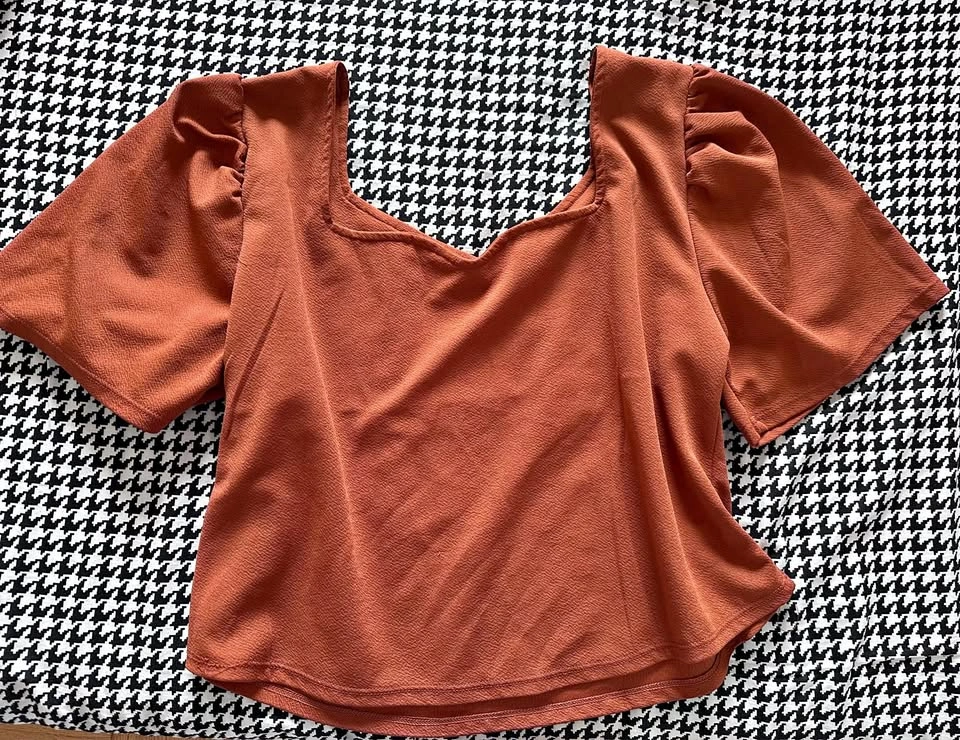 Large to XL - Lot of 3 Women's Fashion Tops