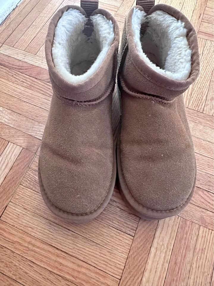 Crown Vintage Mini Boots