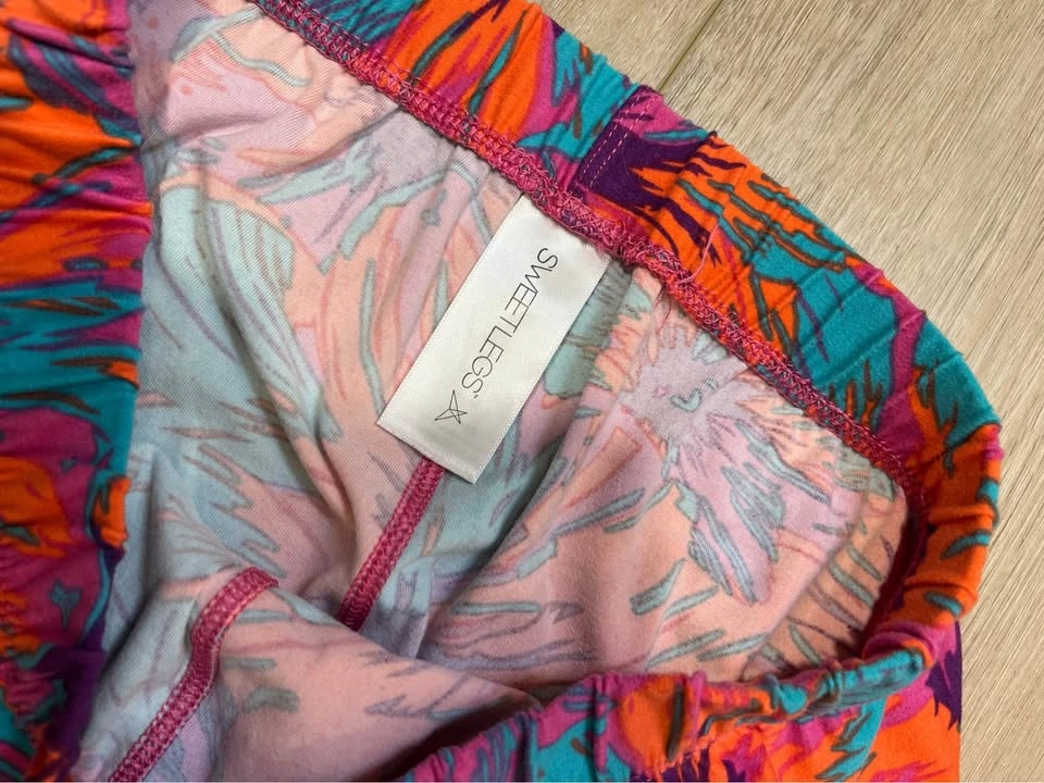 SWEETLEGS Colourful Floral Print Leggings - One Size - photo 5