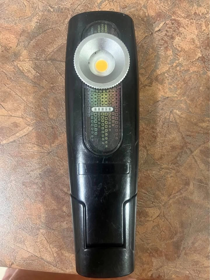 UV color matching light inspection