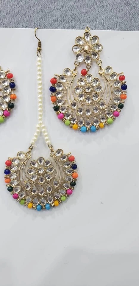 Multicolor Jaggo Earrings & Tikka Set - photo 2