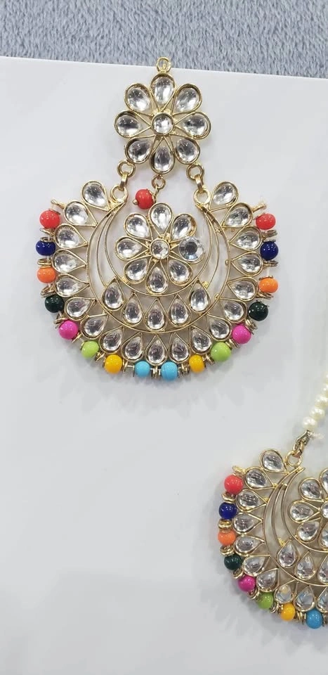 Multicolor Jaggo Earrings & Tikka Set - photo 4