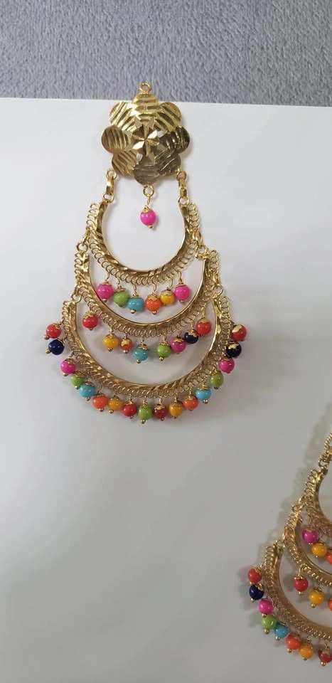 Traditional Punjabi Multicolour Jago Earrings & Tikka Set - photo 3
