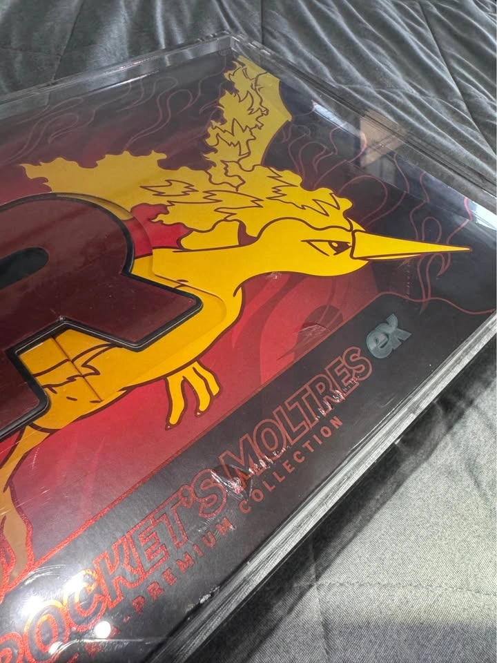 Pokémon TCG: Team Rocket's Moltres UPC - photo 5