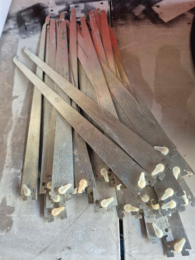 18" Slotted Standard Brackets
