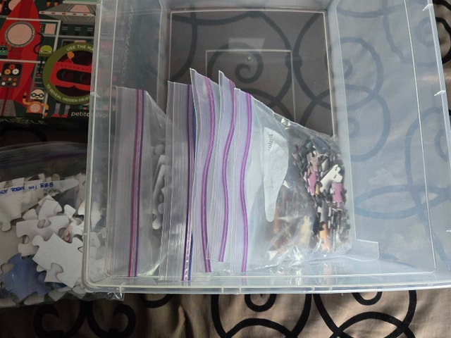 12 puzzles assorted - photo 4