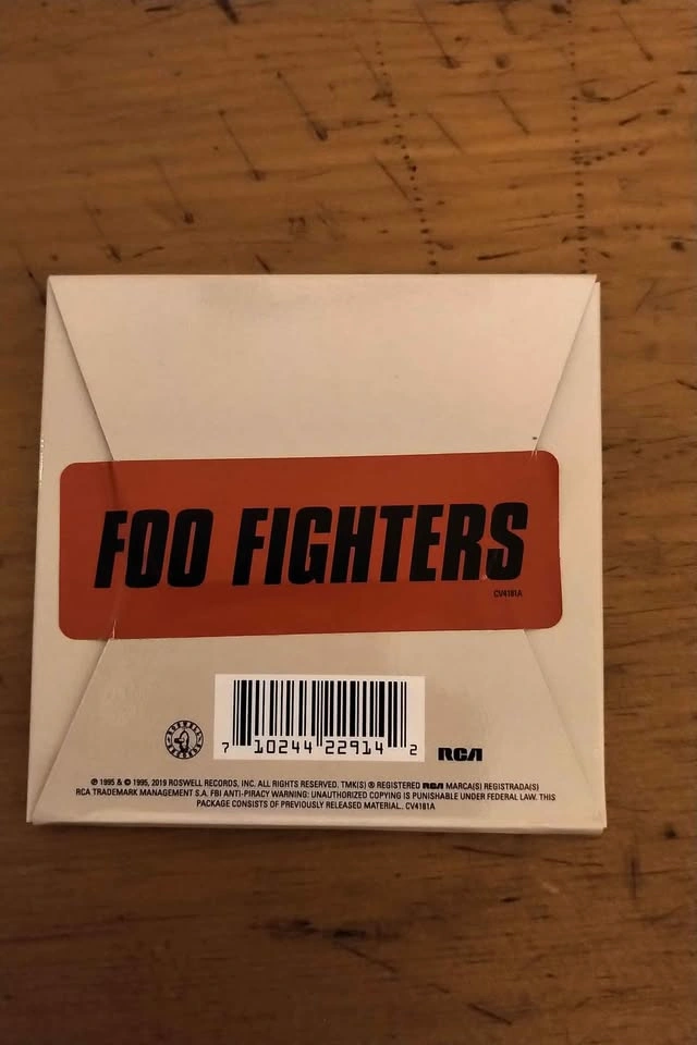 Foo Fighters rare vinyl Big Me 3" single - photo 2