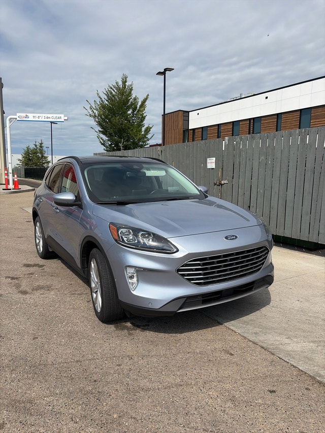 2022 Ford Escape Titanium AWD 2.0 - photo 2