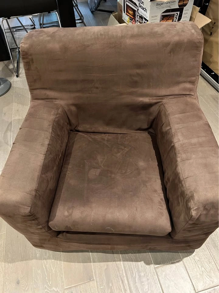 Children’s Chair - photo 3