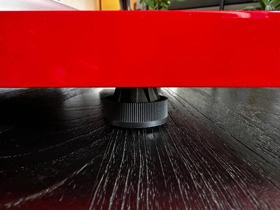 Pro-Ject Debut Carbon Turntable Package – Acrylic Platter + Phon - photo 2