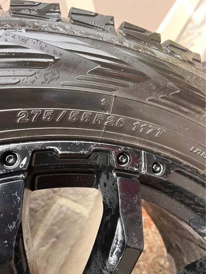 Yokohama iceGUARD G075 275/55R20 117T Winter Tires & Rims - photo 2