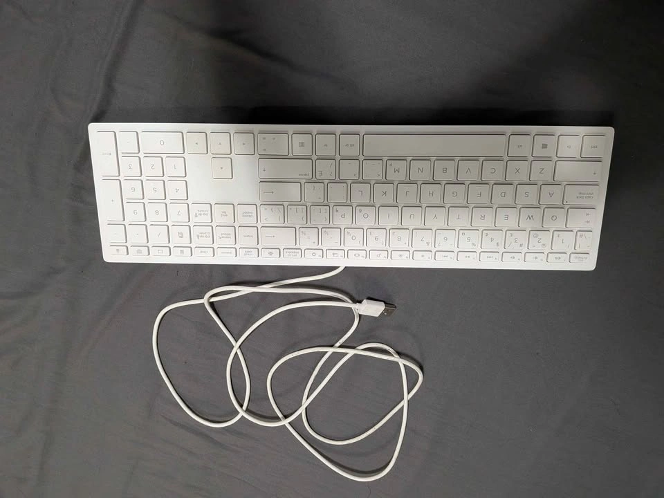 White Aesthetic HP Wired Keyboard - photo 3