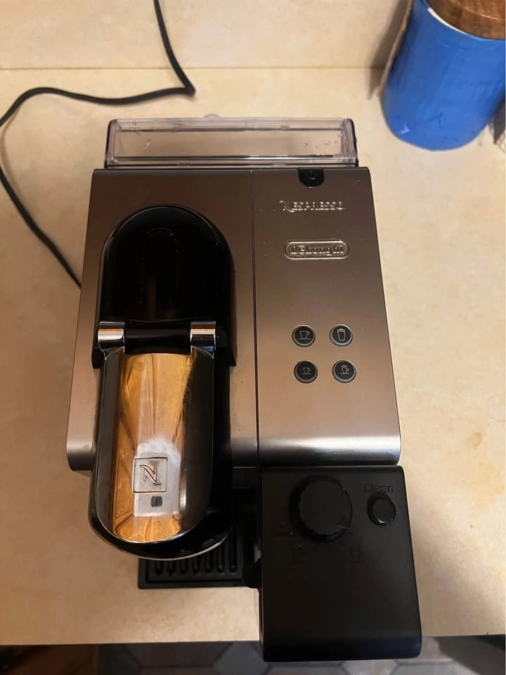 Nespresso Lattissima Touch - photo 2