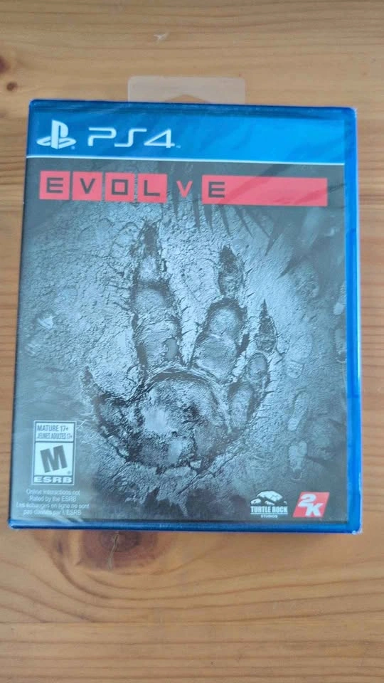 New PS4 Evolve Video Game