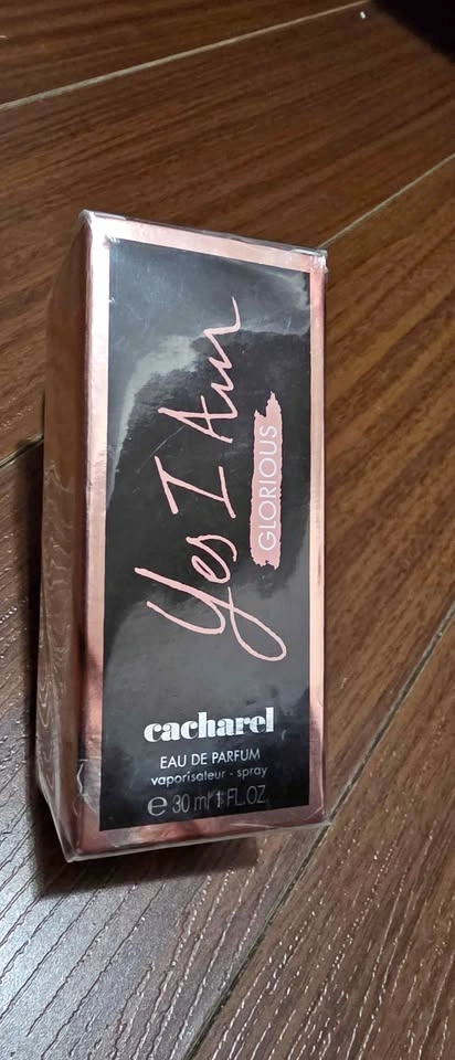 Cacharel Yes I am Glorious Eau de Parfum 30 ml - New