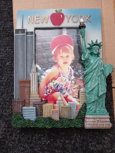 Two 3D New York City Souvenir 🗽 AND THE TWIN TOWERS - photo 4