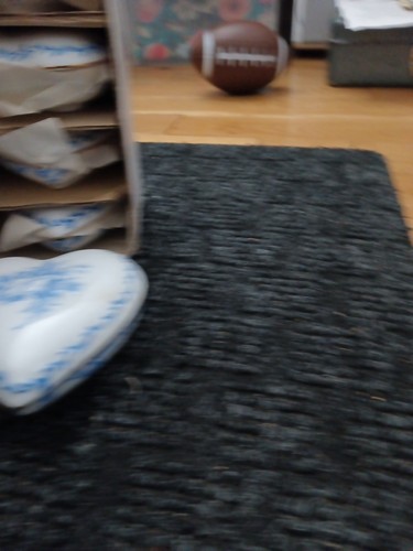 Five vintage heart shaped porcelain trinket boxes - photo 2