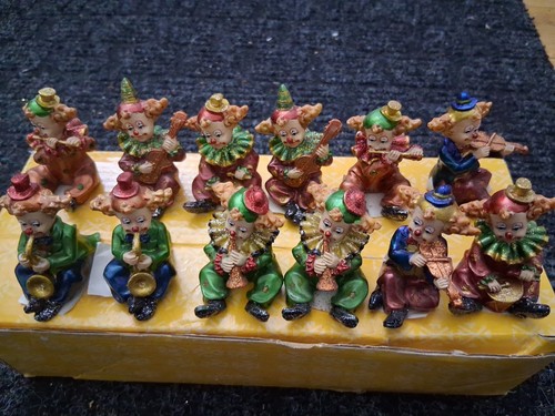 Vintage Miniature Musical Clown Figurines Pk520 SERIES