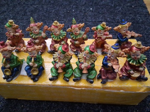 Vintage Miniature Musical Clown Figurines Pk520 SERIES - photo 2