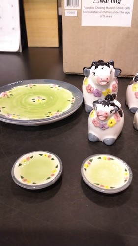 Three Sets Of Vintage Ceramic Cow Salt And Pepper Shakers - photo 2