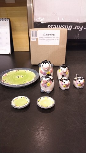 Three Sets Of Vintage Ceramic Cow Salt And Pepper Shakers - photo 3