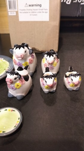 Three Sets Of Vintage Ceramic Cow Salt And Pepper Shakers - photo 4