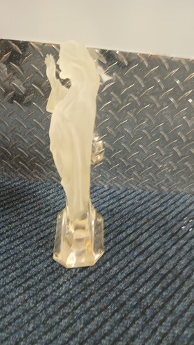 Baccarat Crystal Religious Statue / Holy Water Font - photo 2