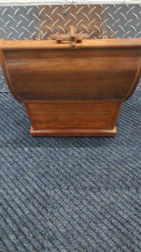 antique wood Box - photo 2