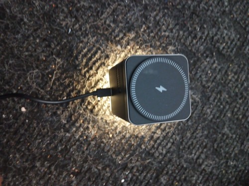 3 In 1 Foldable Magnetic Wireless Charger - photo 3