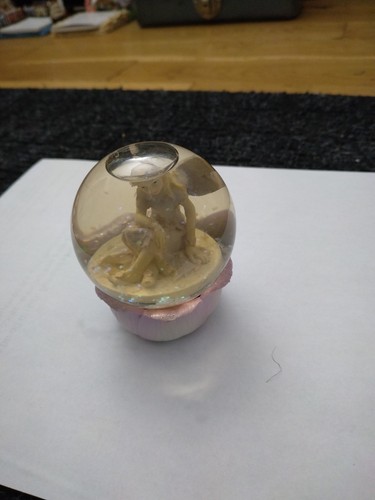 Three Decorative Snow Globe Angels - photo 3