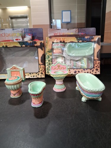Victorian Bathroom For Doll Houses