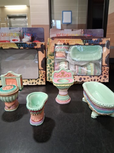 Victorian Bathroom For Doll Houses - photo 2