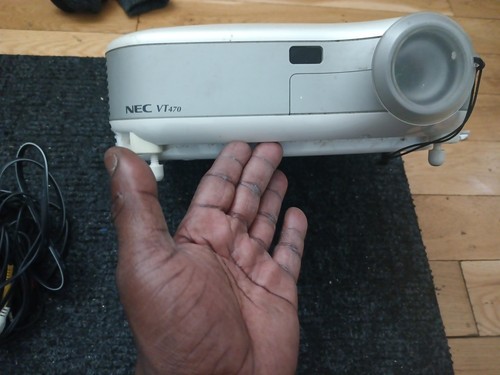 NEC VT470 LCD Projector - photo 3