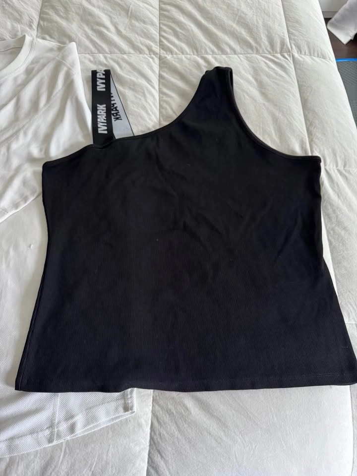Ladies Size XL Lululemon/ IVY Park Clothing Lot - photo 3